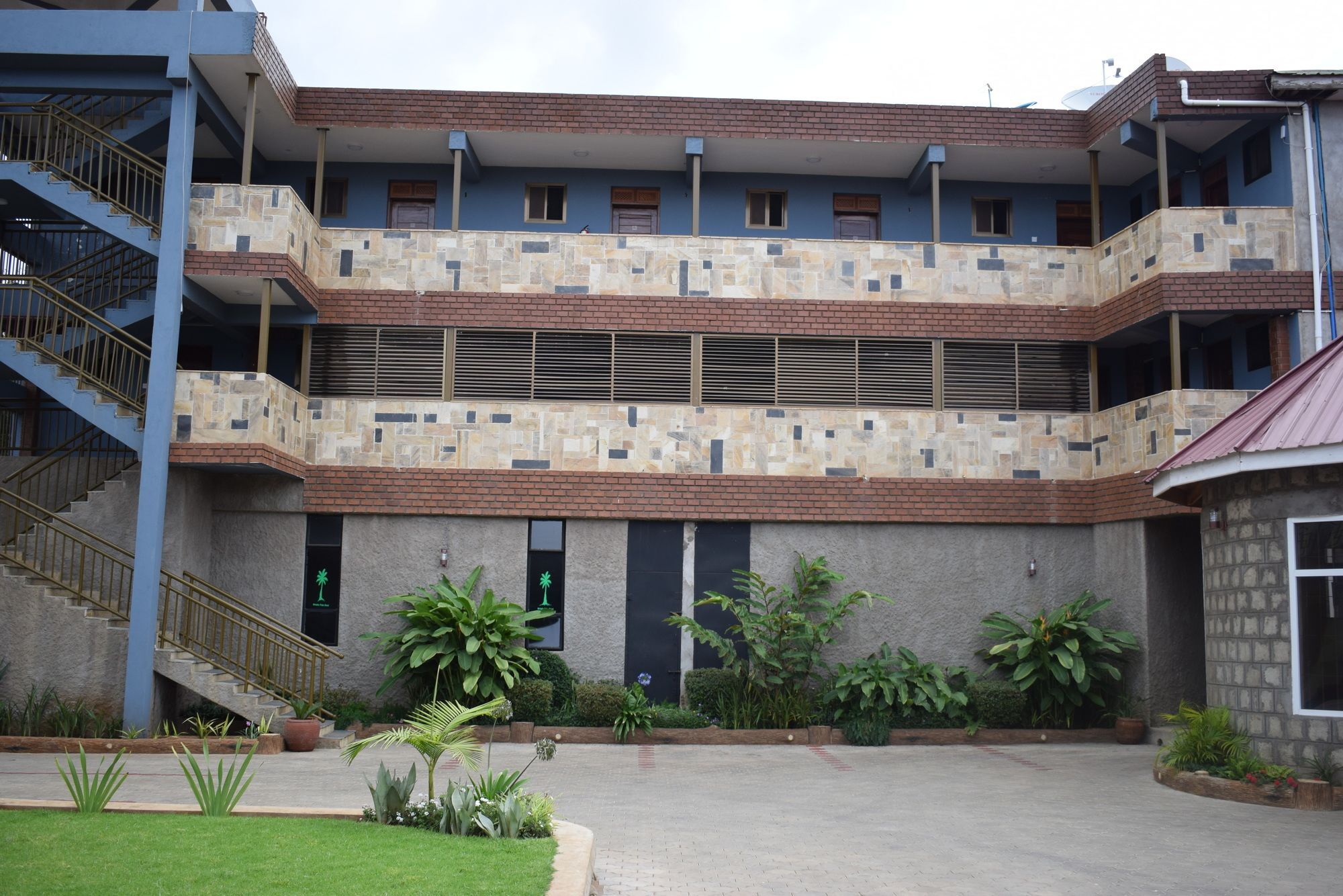 Mrimba Palm Hotel Аруша Екстериор снимка